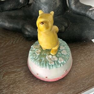 Winnie the Pooh music box